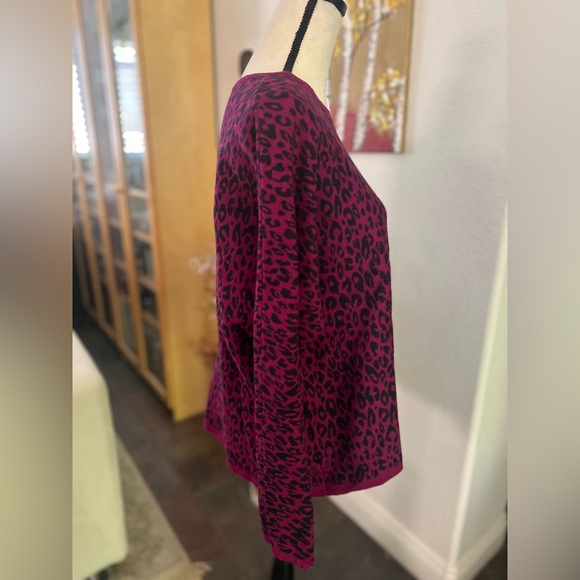 Apt 9. - neon fuchsia leopard cozy sweater - Picture 4 of 10